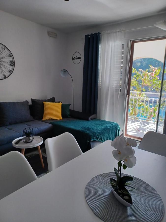 Amare Apartments Bobovisca エクステリア 写真