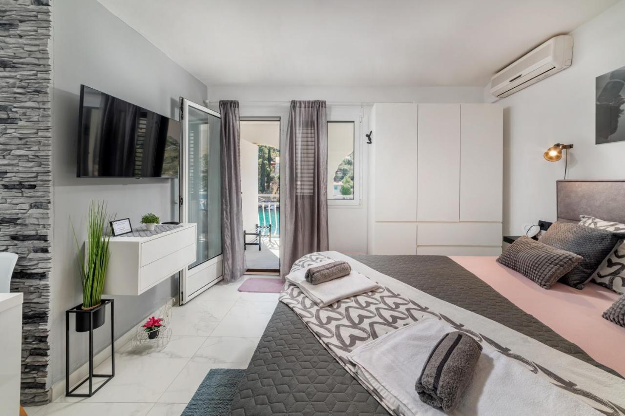 Amare Apartments Bobovisca エクステリア 写真