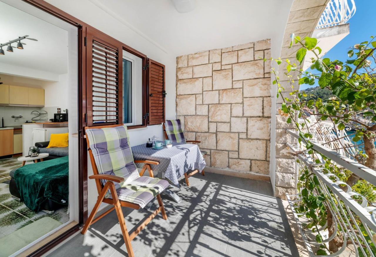Amare Apartments Bobovisca エクステリア 写真